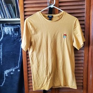 Forever 21 T-Shirt